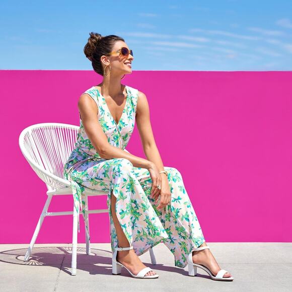 NWT C Wonder by Christian Siriano Wide Leg Jumpsuit Medium :) - Picture 2 of 10